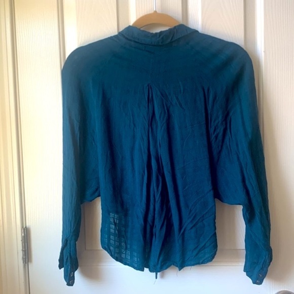 BDG cropped tie up front blouse top Small relaxed fit Blue Teal - Picture 6 of 10